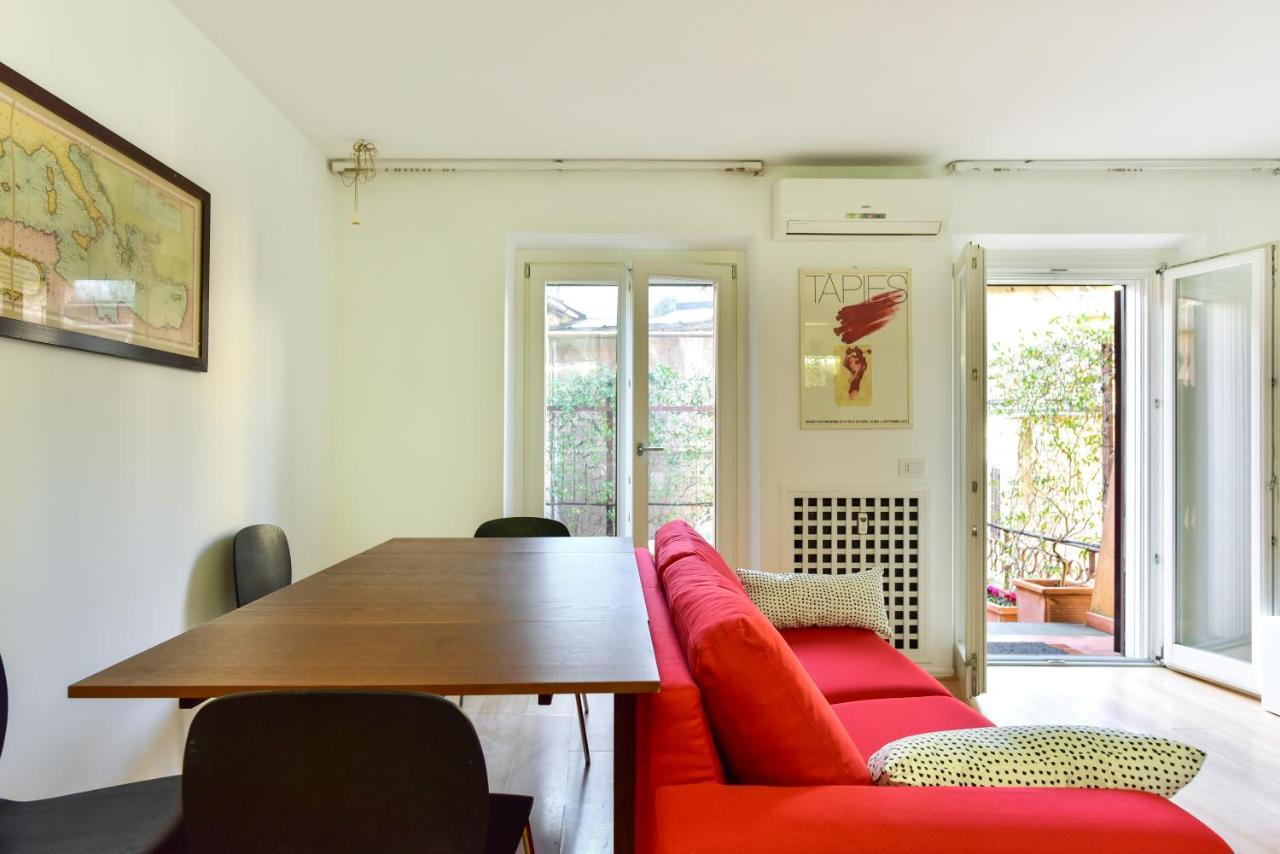 Piazza Navona Apartment